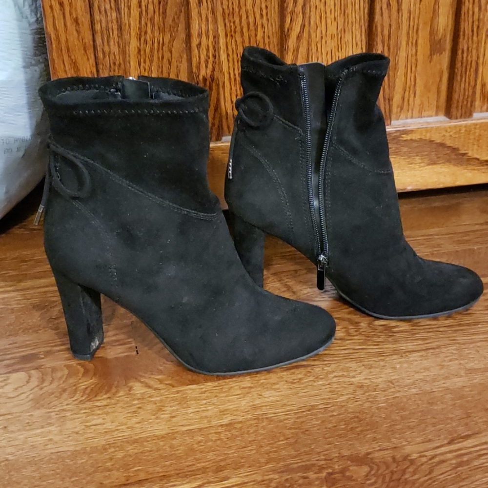 3/$15 Booties - Picture 2 of 5
